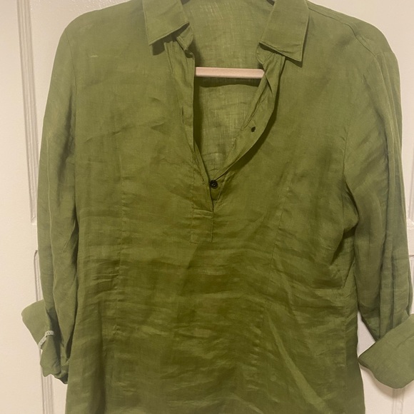 Linen collared shirt small - Picture 3 of 3